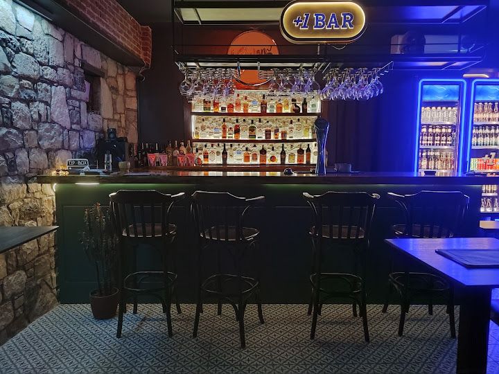 Galon Pub