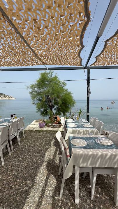 İsmet’in yeri iskele restaurant & yeni beach