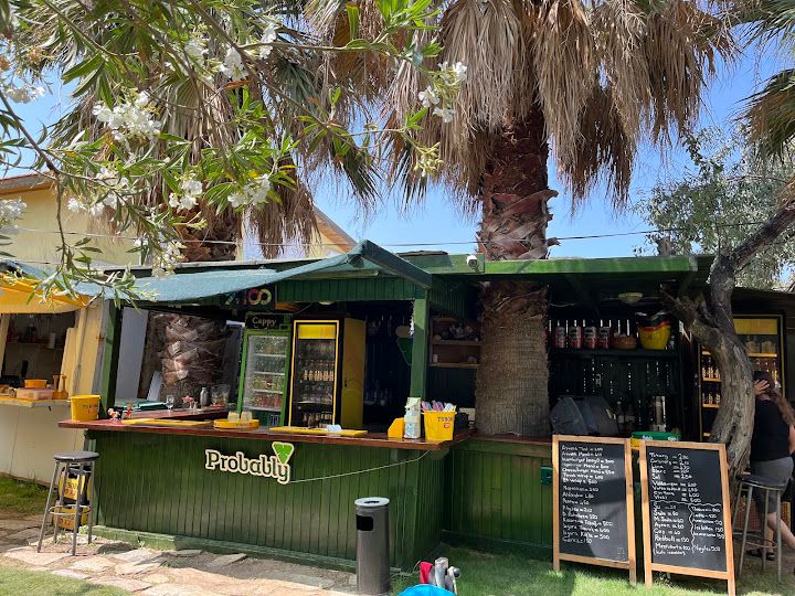 Kuytu Cafe&beach
