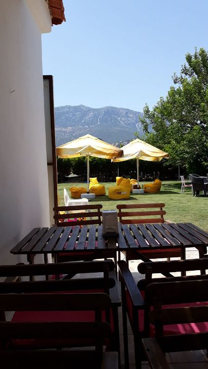 Pasa Cafe & Bar & Beach