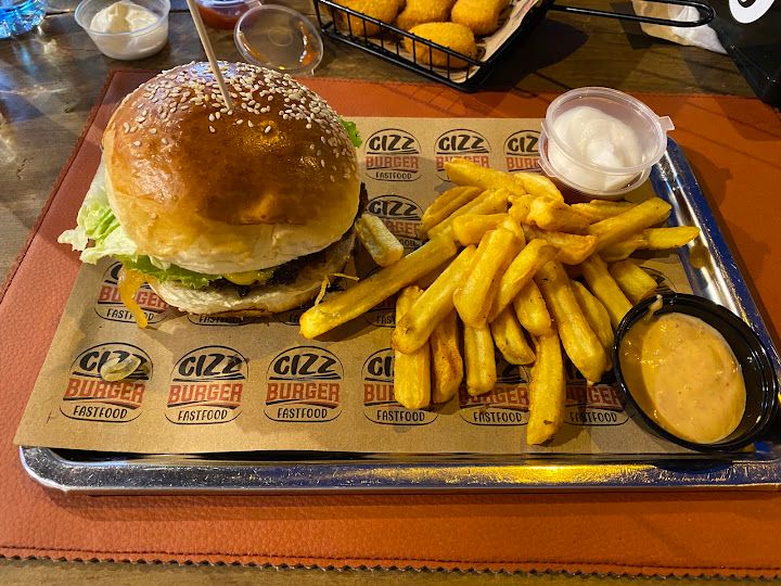 CIZZ BURGER KARAKÖPRÜ