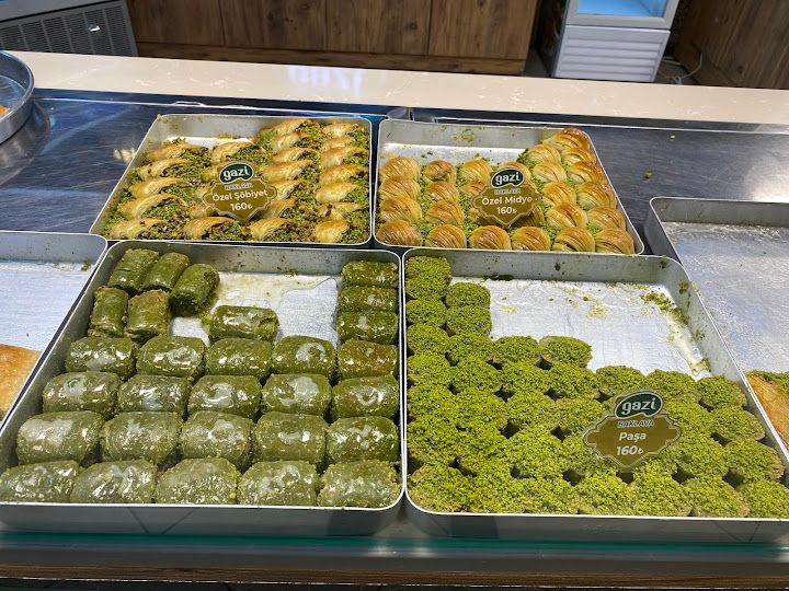 Gazi Baklavaları (Karaköprü Şubesi)