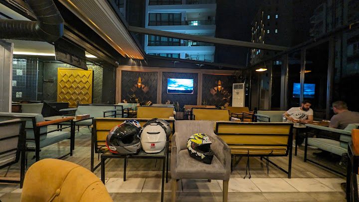 Yelqen Lounge & Yelqen Kahvesi