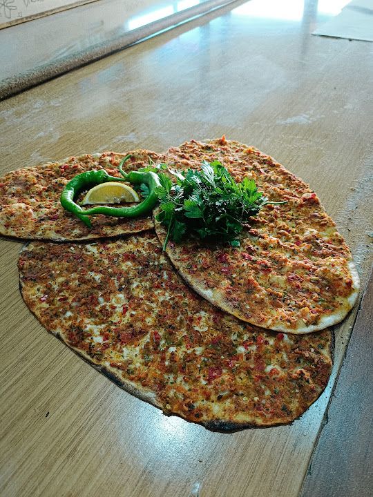 Dikmen Etliekmek Lahmacun Ve Pide Fırını