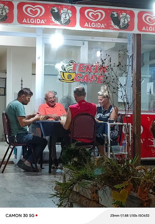 Tekin Cafe (okey-tavla)