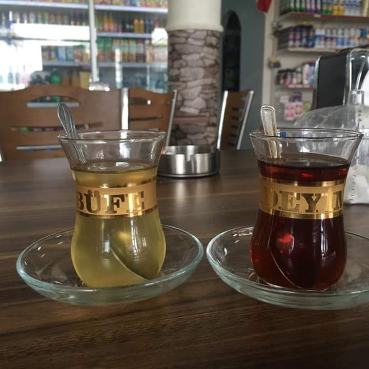 Büfe'deyim Kahvaltı Market. Merve Altay