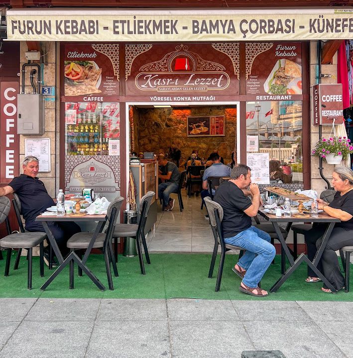 Kasr-ı Lezzet Döner & Restoran