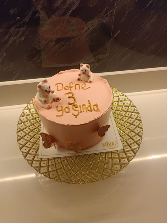 Mira Unlu Mamüller