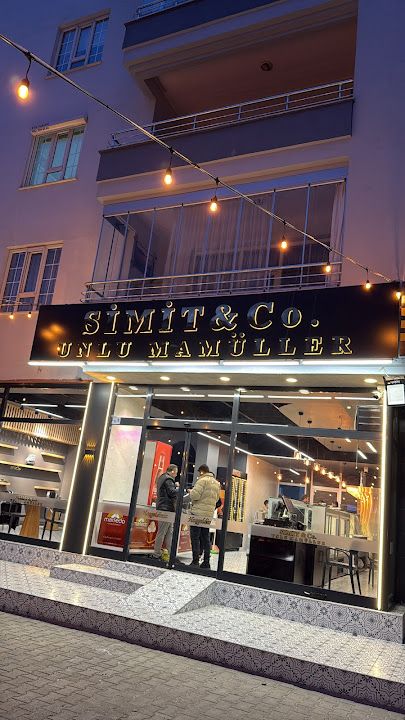 Simit co Fetih caddesi