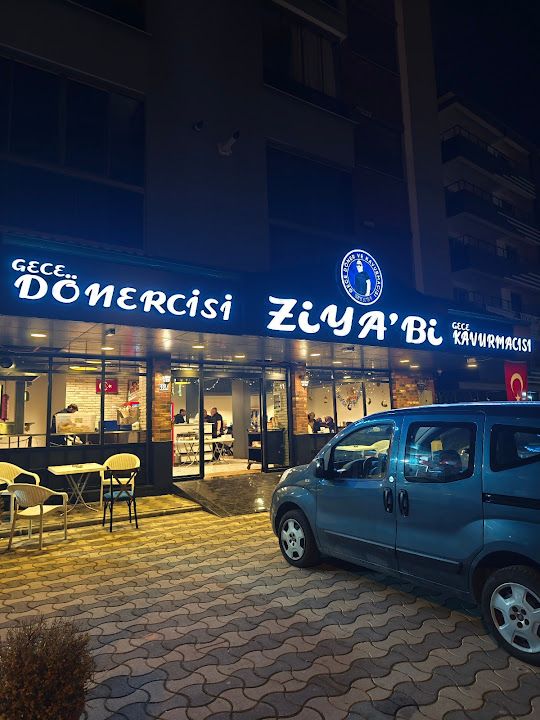 Ziya’bi Gece Dönercisi & Kavurmacısı