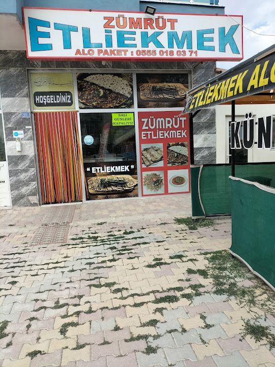 Zümrüt Etliekmek & Künefe