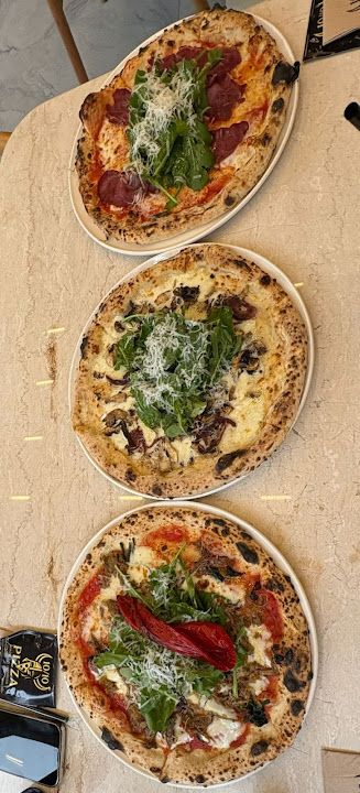 10/10 pizza