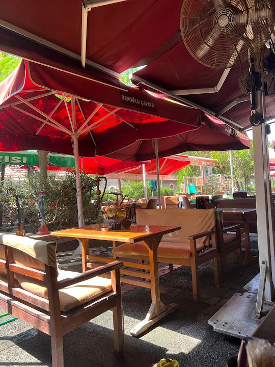 Beyoğlu Çaycısı