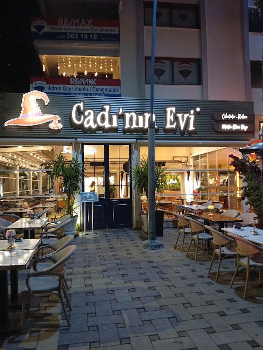 Cadı'nın evi bostanlı