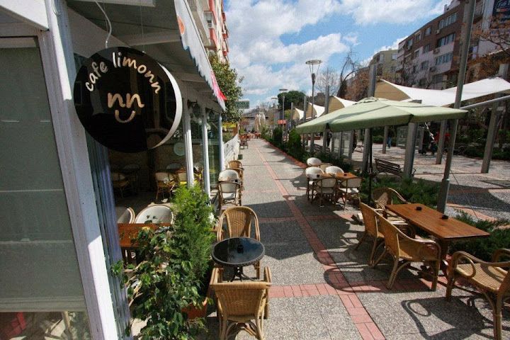 Cafe Limonn