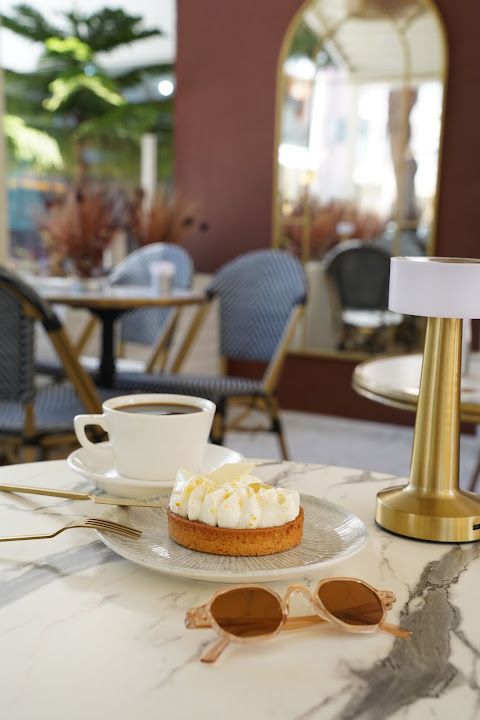 Date bakery&coffee