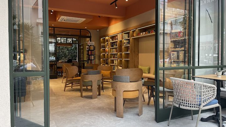 Escape Book Cafe