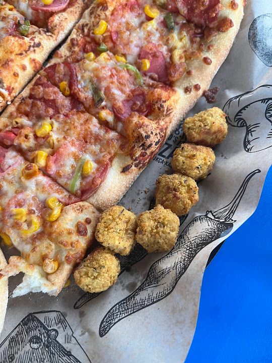 İzmir Mavişehir Yalı Domino's Pizza
