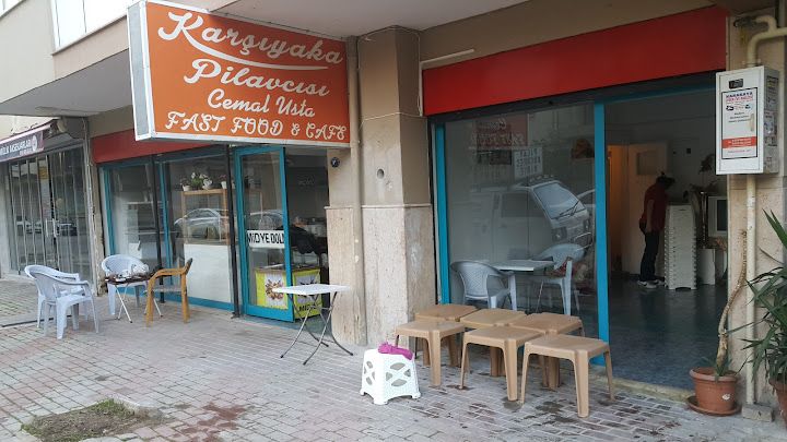 Karşıyaka Pilavcısı Cemal Usta (r)