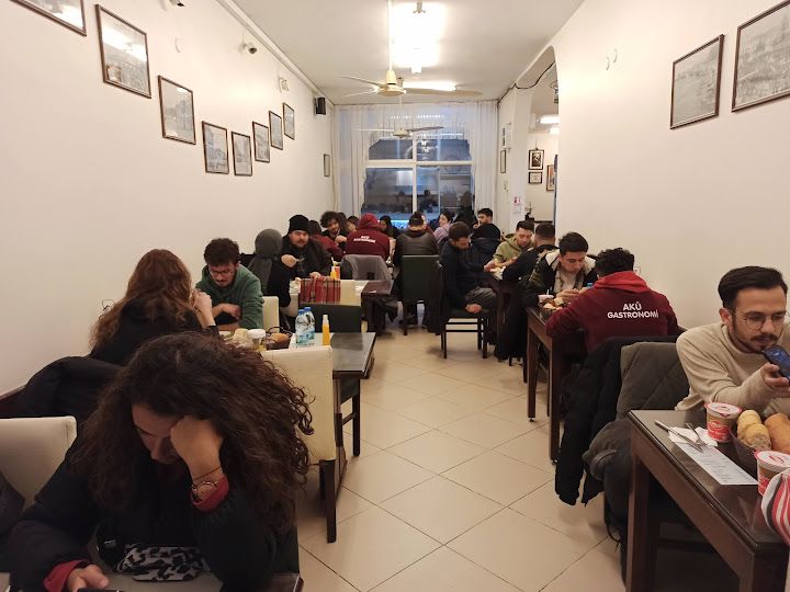 Melek iş merkezi ve pasajı