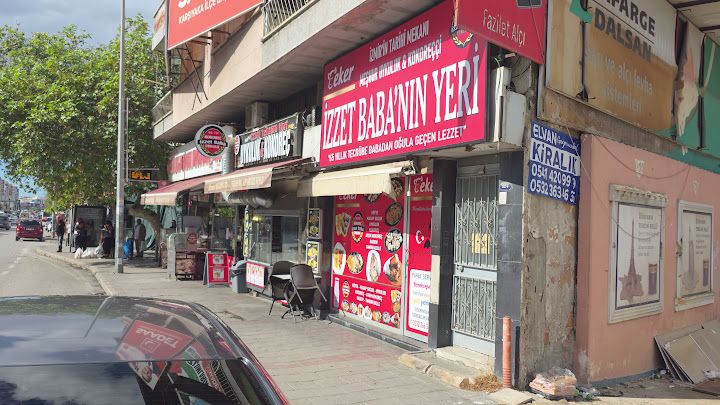 Meşhur Uykulukçu Kokoreççi İzzet Babanın Yeri