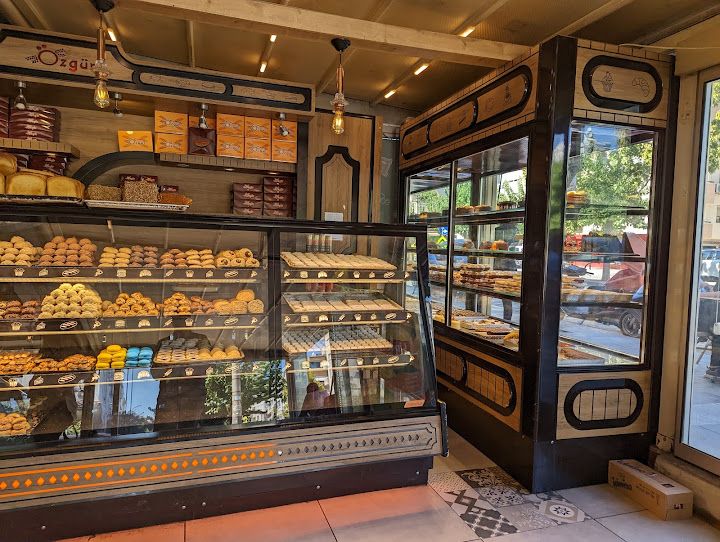 Özgür unlu mamülleri & cafe