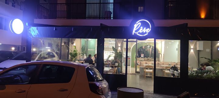 Reve Patisserie & Coffee