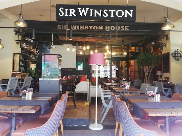 Sir winston - house