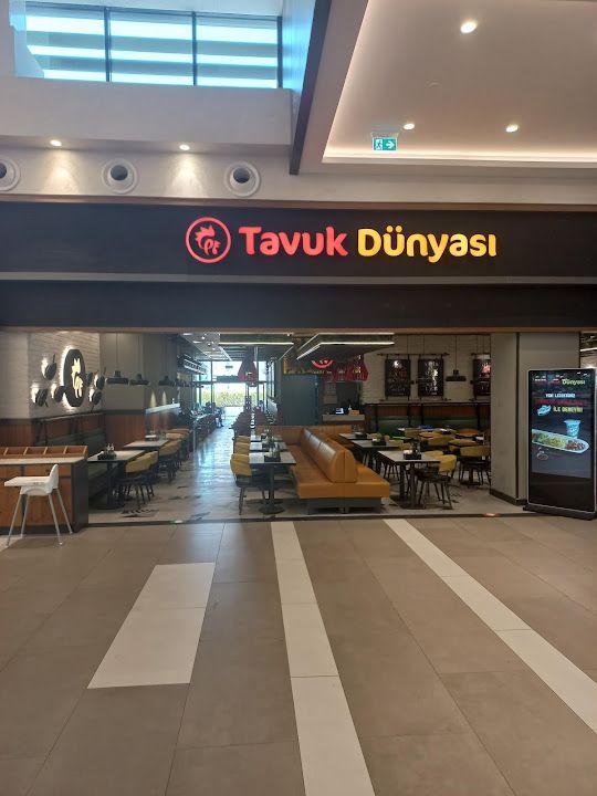 Tavuk Dünyası İzmir Hilltown Avm