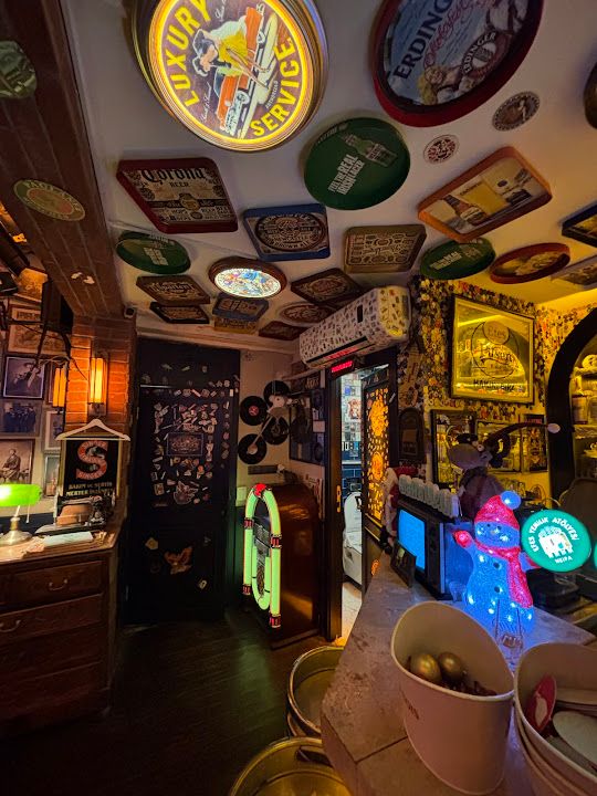 The scotch pub