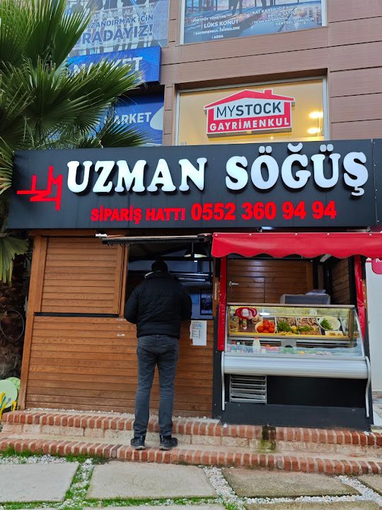 Uzman Söğüş