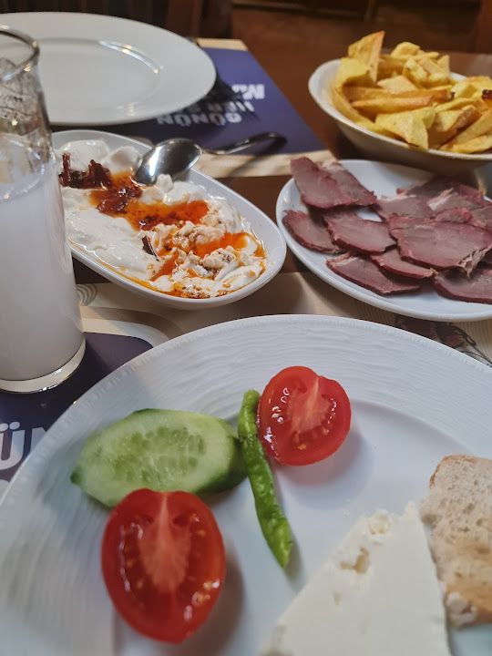 Enişler Meyhane