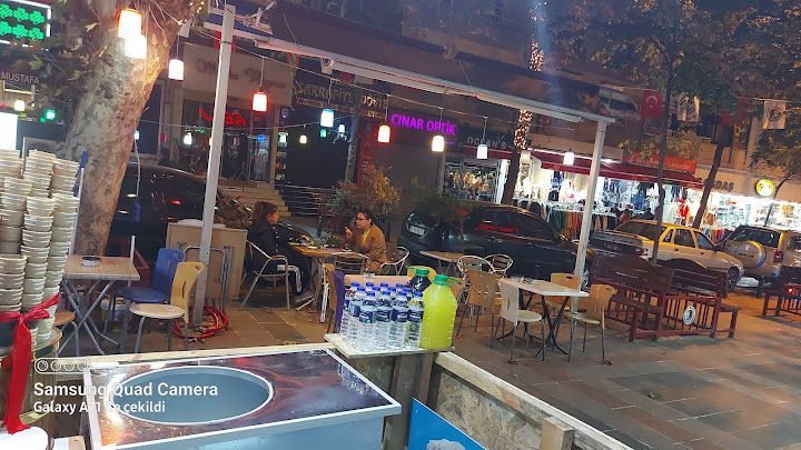 Kafe 33 dondurma bardakta süt mısır