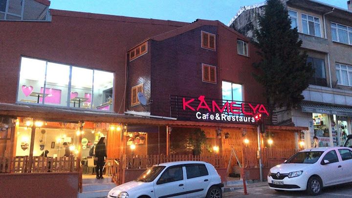 Kamelya Cafe & Restaurant