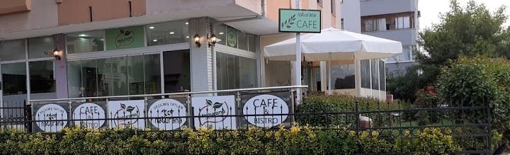 Naturana Cafe & Market