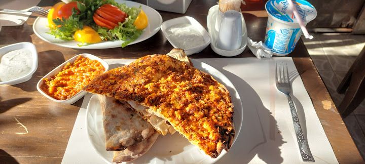 Öz Ceylan Lahmacun Ve Pide Salonu