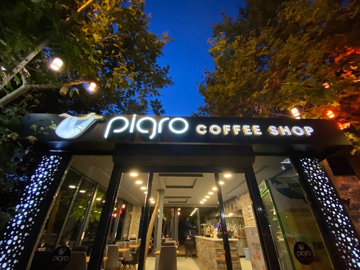 Pigro Coffee Shop Dragos