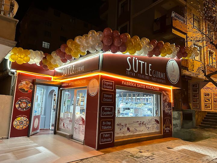 Sütle Gurme Kahvaltı Salonu