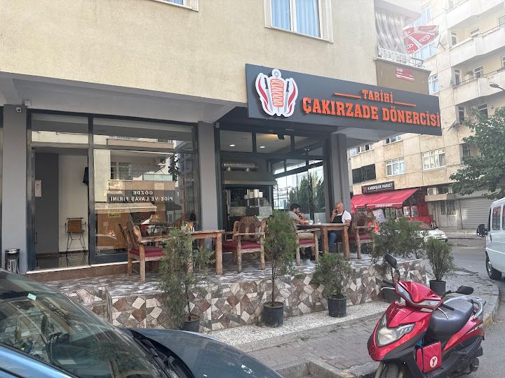 Tarihi Çakırzade Dönercisi