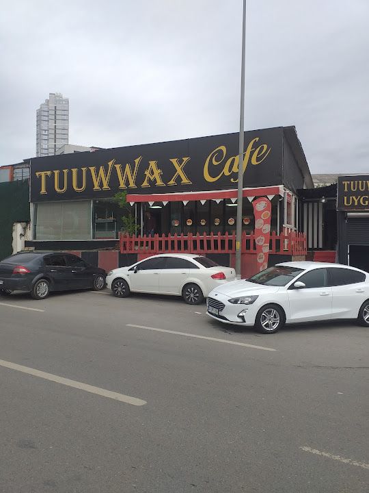 Yeni Tuuwwax Cafe