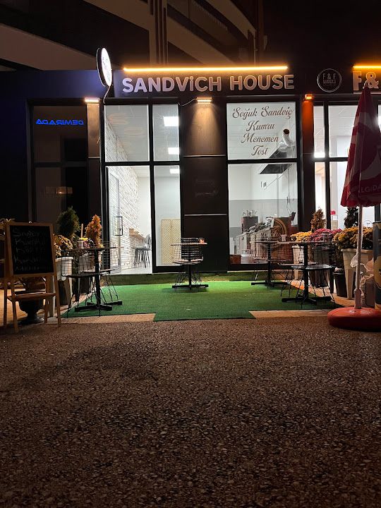 Sandwich House