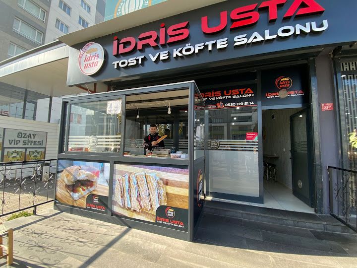 İdris Usta Tost Köfte Salonu