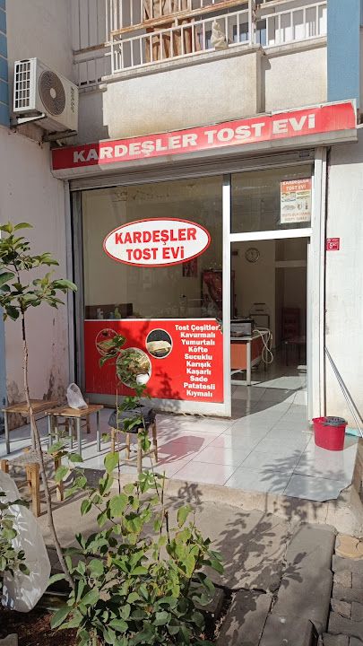 Kardeşler Tost Evi