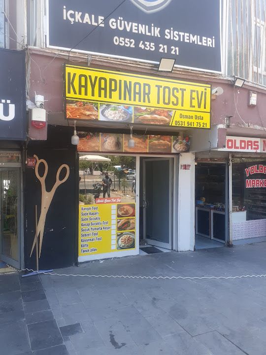 Kayapınar Tost Evi / Osman Usta