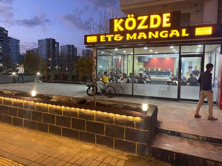 KEBAPÇI MUSTAFA USTA Közde Et & Mangal
