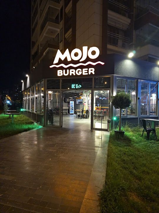 Mojo Burger