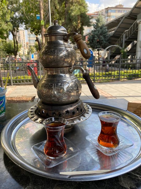 Büyükşehir Belediye Çay Bahçesi
