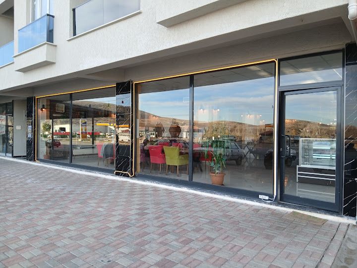 Venüs Cafe Bistro