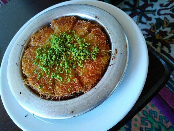 Asmaaltı Doğal Dondurma Ve Künefe