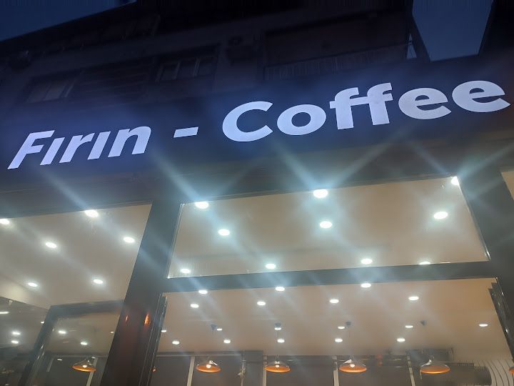 Altıneller pastanesi
